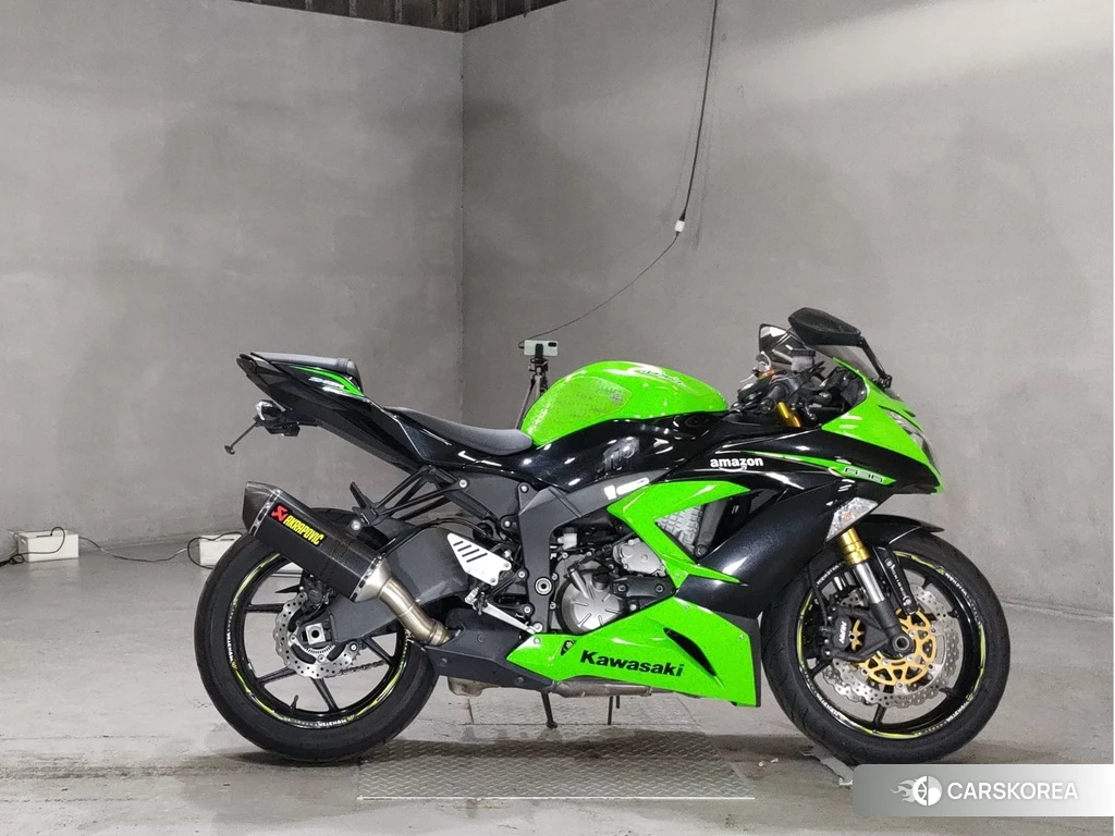 Проданный Kawasaki ZX-6R NINJA 2013 из Японии, фото 2