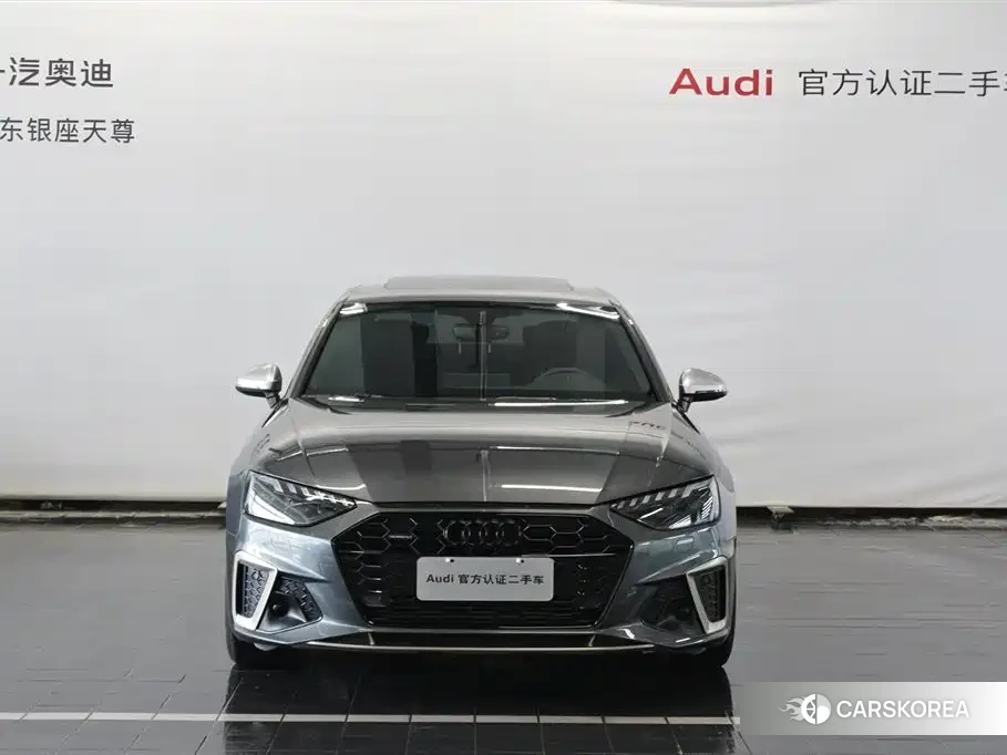 Audi A4L 2024 Silver/gray из Китая