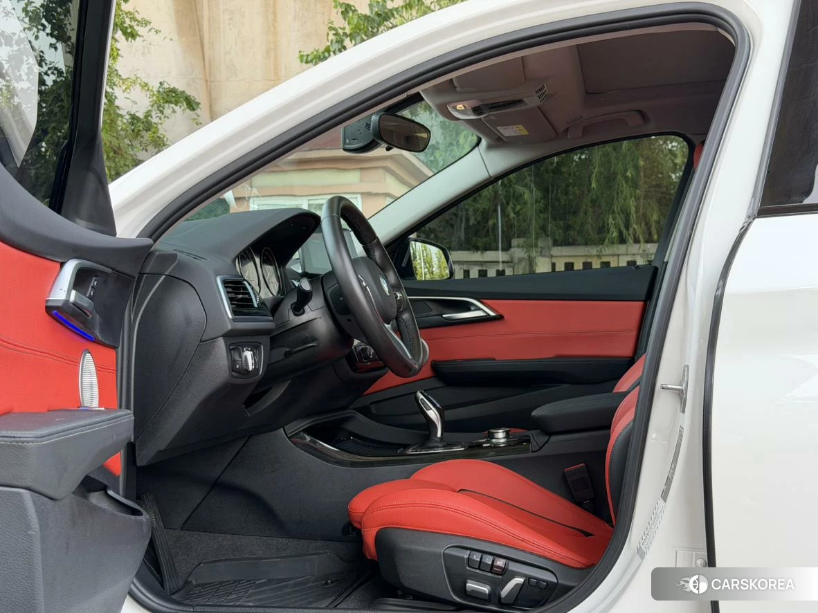 BMW 1 series 2020 Белый из Китая