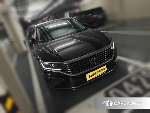 Volkswagen Passat 2025 Черный из Китая