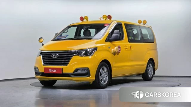 Hyundai The New Grand Starex 2018 Желтый из Кореи