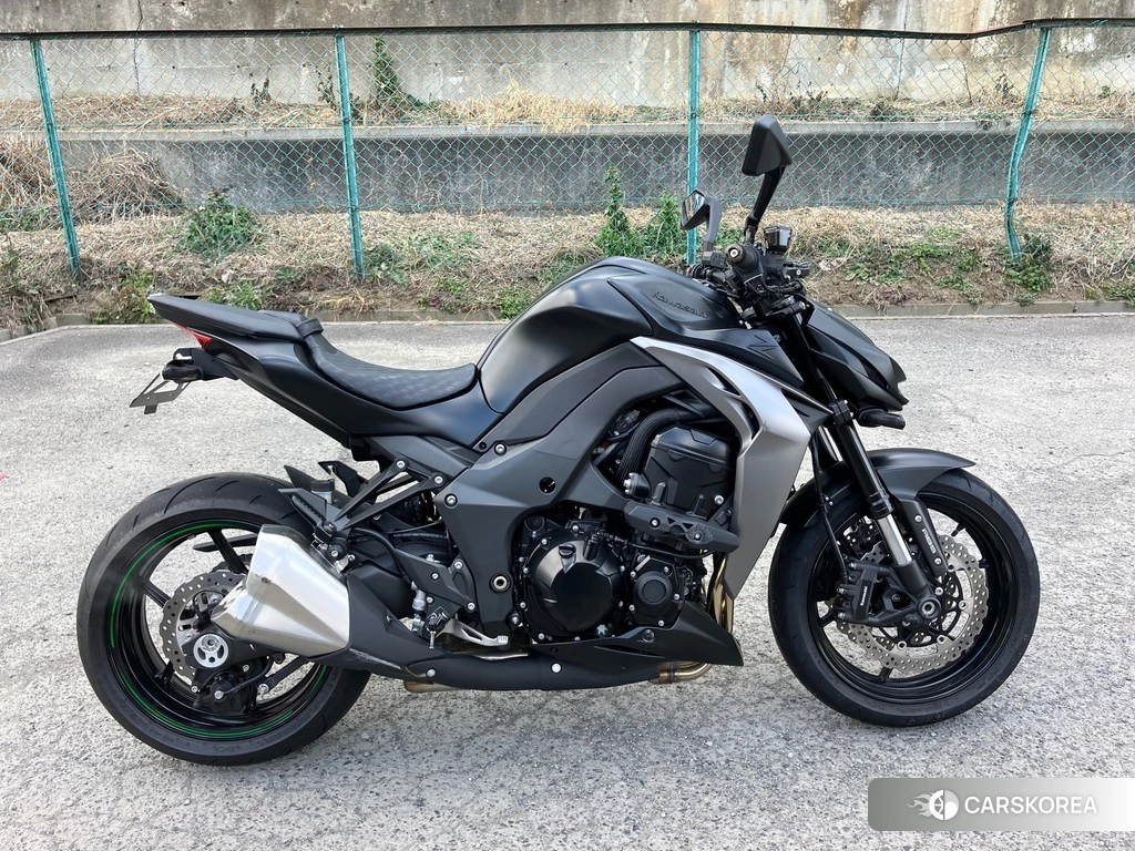 Проданный Kawasaki Z1000 2020 из Японии