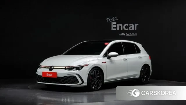 Volkswagen Golf 8th Generation 2023 Белый из Кореи