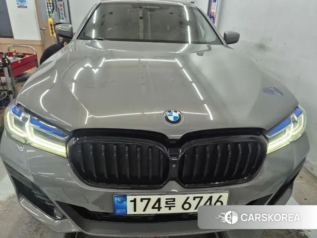 BMW 5 Series (G30) 2021 Серый из Кореи