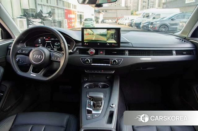 Audi A4L 2021 Белый из Китая