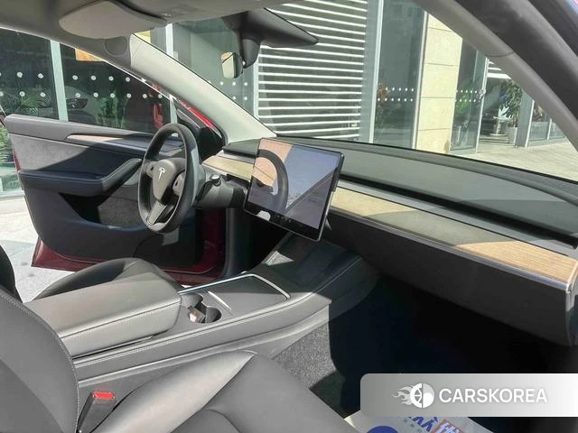 Tesla Model Y 2021 Красный из Китая