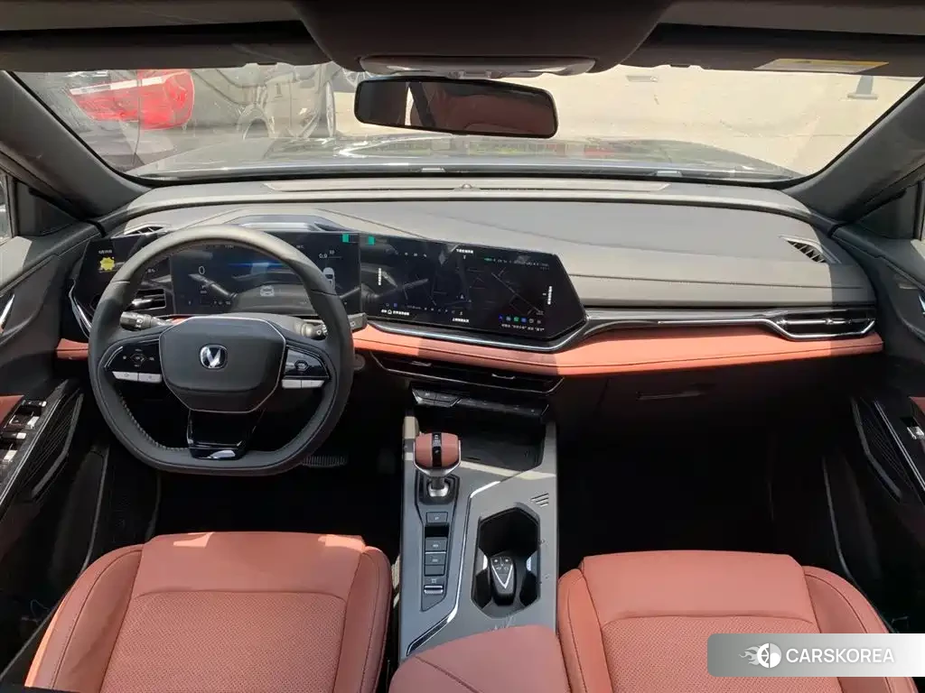 Chang'an Changan X5 PLUS 2025 Silver/gray из Китая