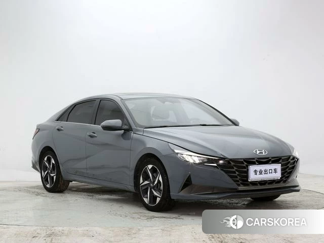 Hyundai Elantra 2022 Темно-серый из Китая