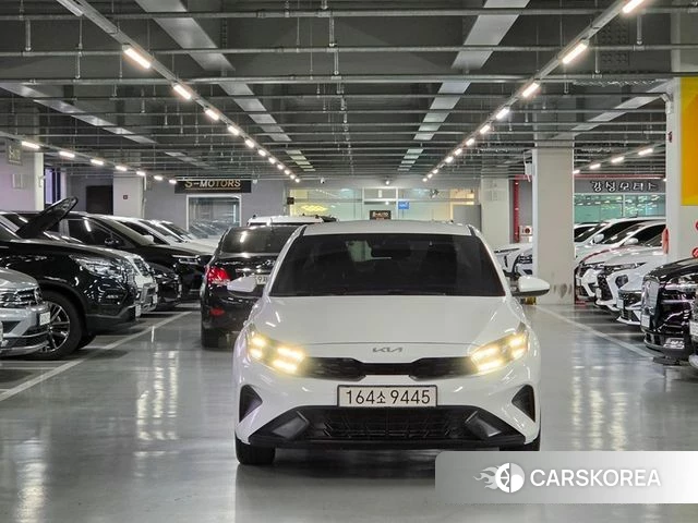 Kia The New K3 2nd generation 2022 Белый из Кореи