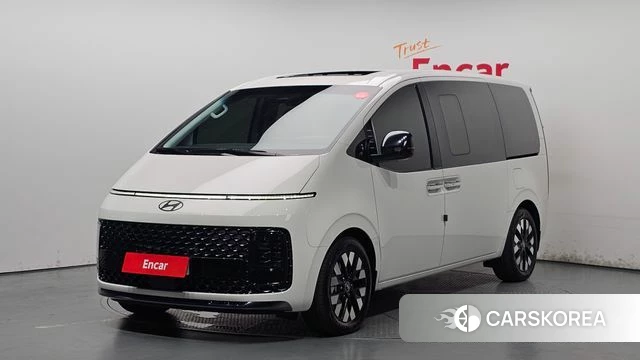 Hyundai Staria 2025 Белый из Кореи