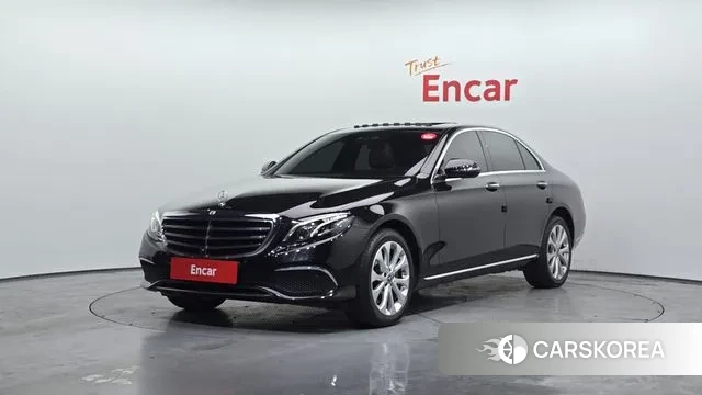Mercedes-Benz E-Class W213 2018 Черный из Кореи