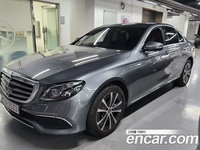 Mercedes-Benz E-Class W213 2020 Серый из Кореи