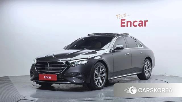 Mercedes-Benz E-Class W214 2024 Серый из Кореи