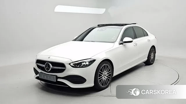 Mercedes-Benz C-Class W206 2024 Белый из Кореи