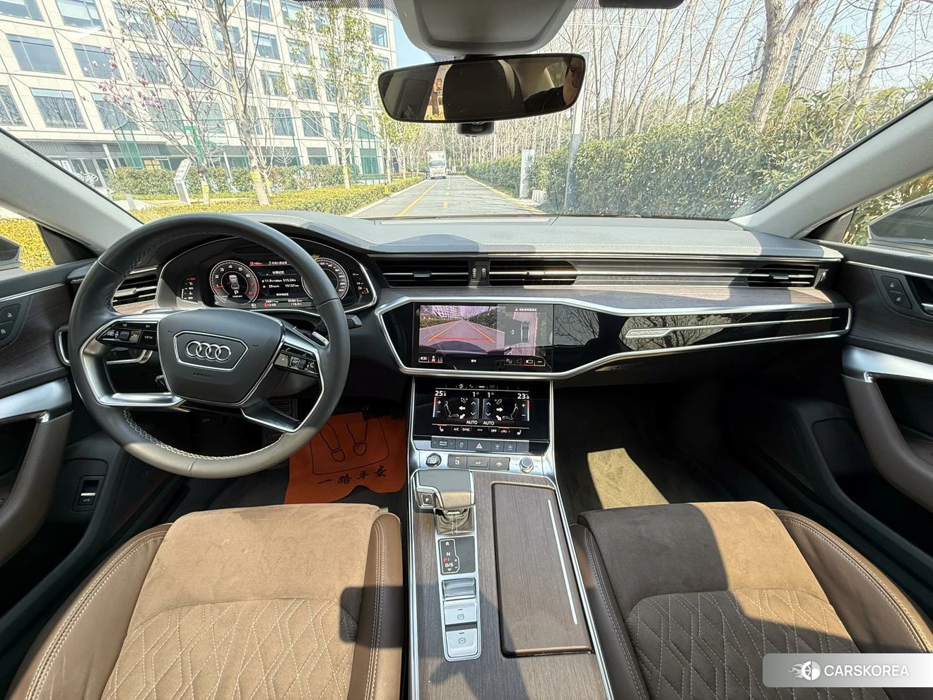 Audi A7L 2022 Белый из Китая
