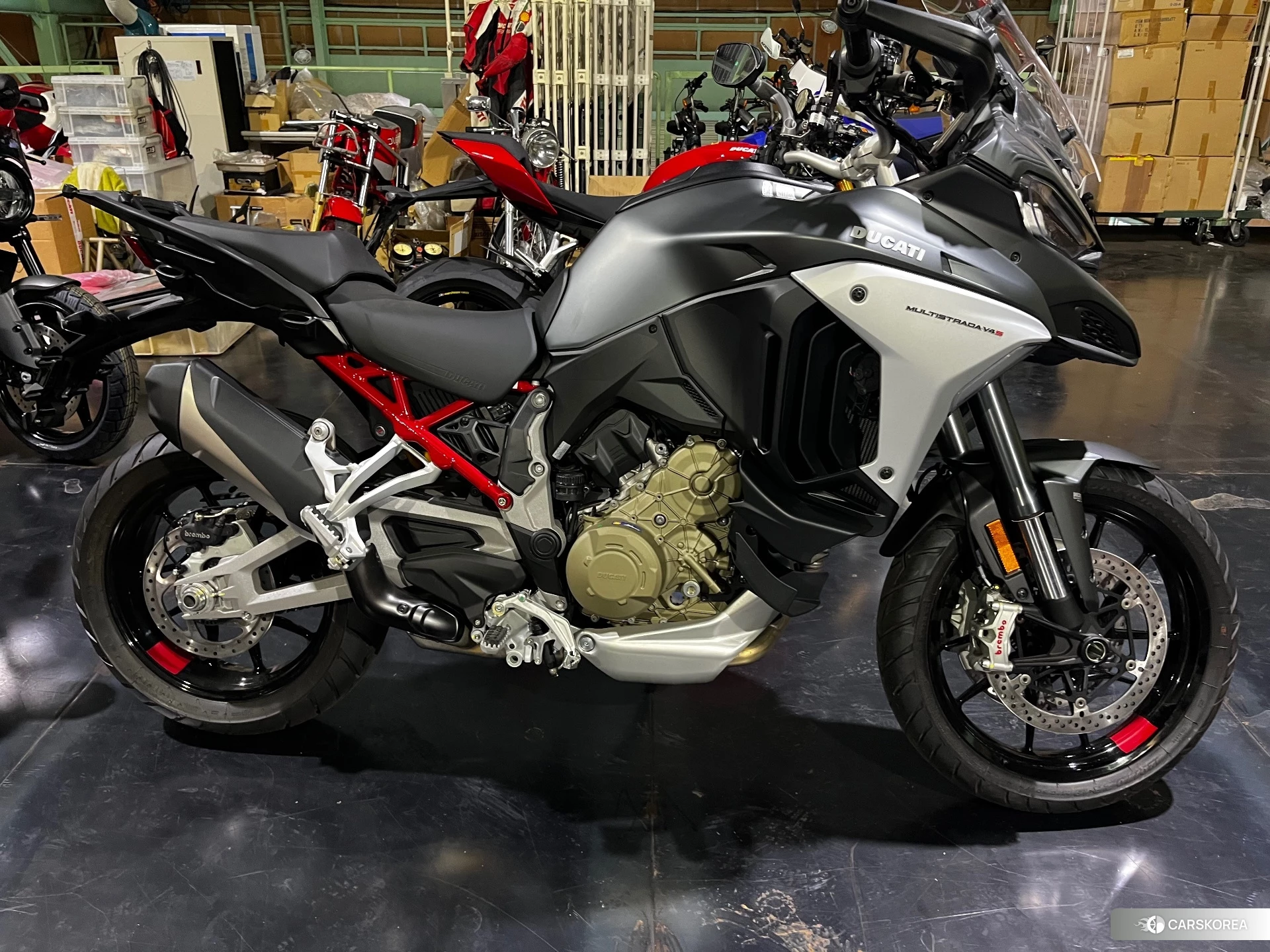 Проданный Ducati MULTISTRADA V4 S 2023 из Японии, фото 2