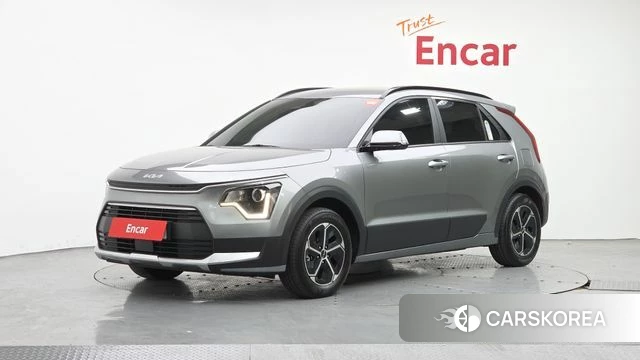 Kia Di Ol Nu Niro 2024 Серебристо-серый из Кореи