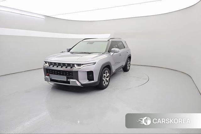 Ssangyong Torres 2023 Серебристо-серый из Кореи
