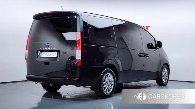 Hyundai Staria 2023 Черный из Кореи