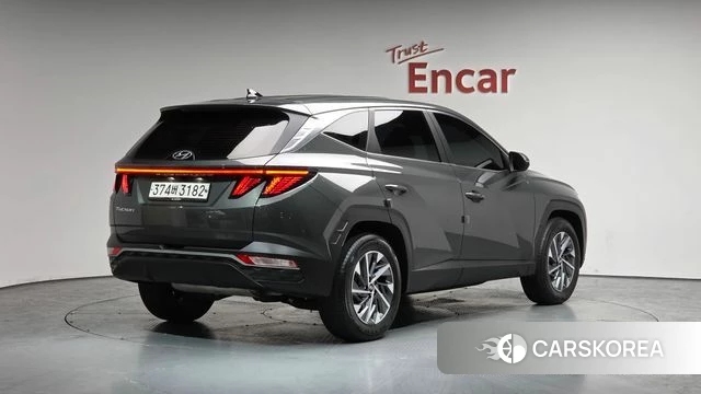 Hyundai Tucson (NX4) 2021 Серый из Кореи