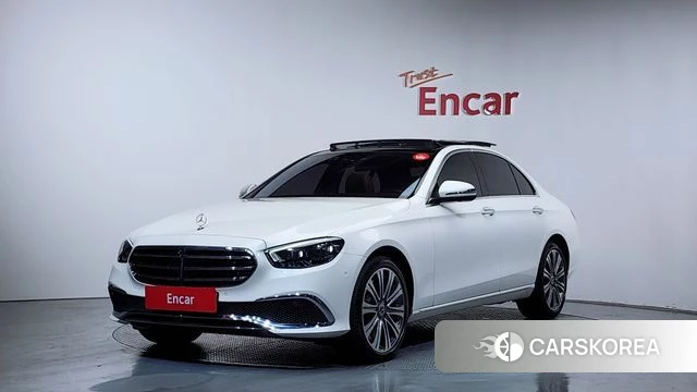 Mercedes-Benz E-Class W213 2022 Белый из Кореи