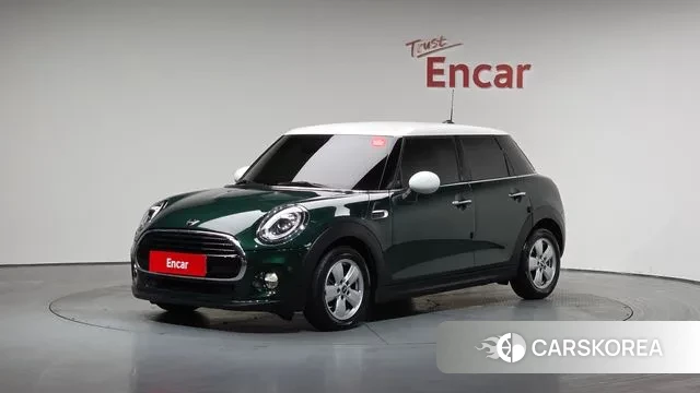 Mini Cooper 2019 Зеленый из Кореи