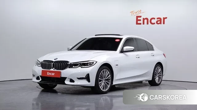 BMW 3 Series (G20) 2022 Белый из Кореи