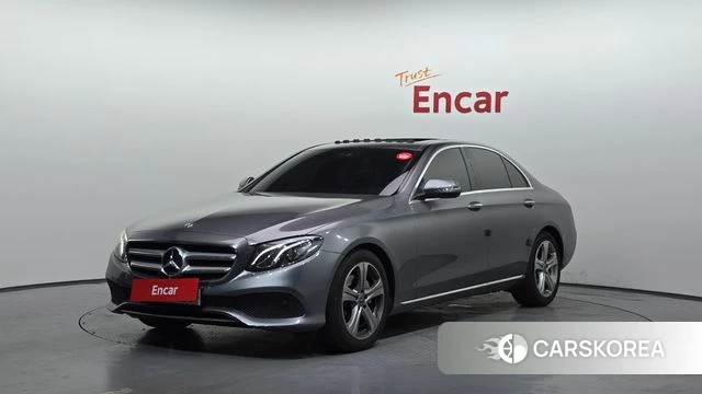 Mercedes-Benz E-Class W213 2018 Серый из Кореи