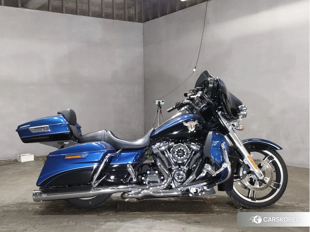 Проданный Harley-Davidson Street Glide FLHXS1750 2018 из Японии