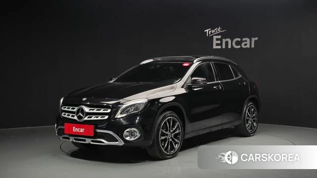 Mercedes-Benz GLA-Class X156 2019 Черный из Кореи