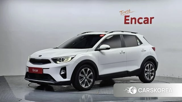 Kia Stonic 2020 Белый из Кореи