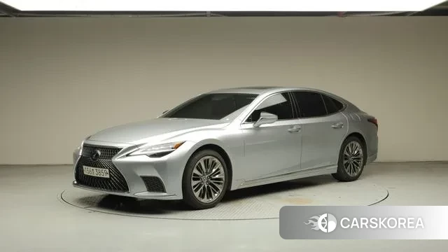 Lexus LS500h 5th generation 2021 Серебряный из Кореи