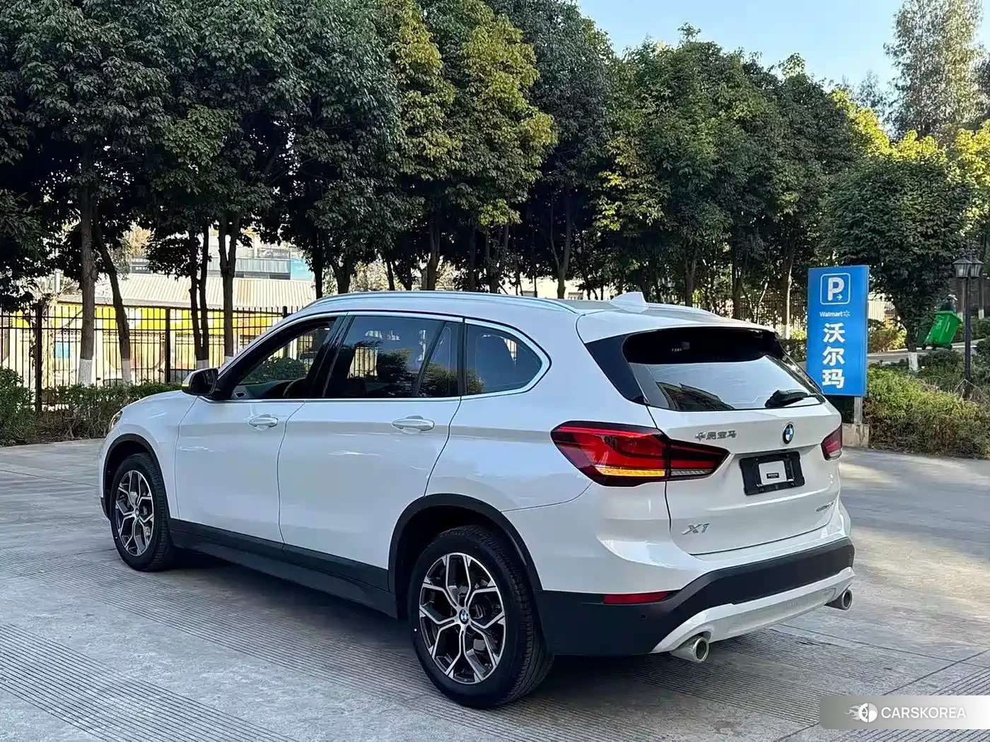 BMW X1 2021 Белый из Китая