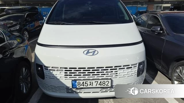 Hyundai Staria 2022 Белый из Кореи