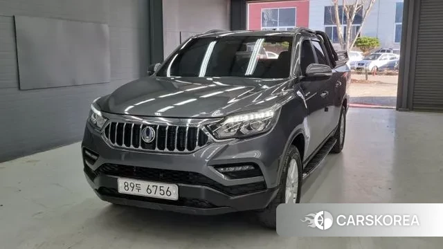 Ssangyong Rexton Sports Cannes 2019 Серебристо-серый из Кореи