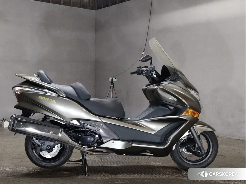 Проданный Honda SILVER WING 400 GT 2010 из Японии