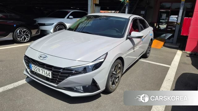 Hyundai Avante (CN7) 2022 Серебристо-серый из Кореи