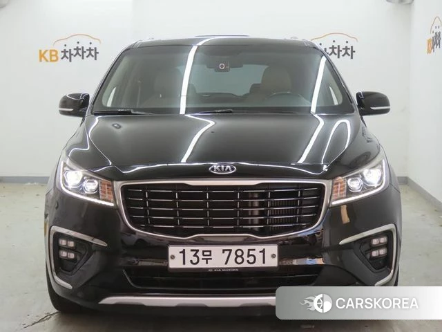 Kia The New Carnival 2018 Черный из Кореи