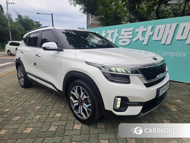 Kia Seltos 2020 Жемчужный цвет из Кореи