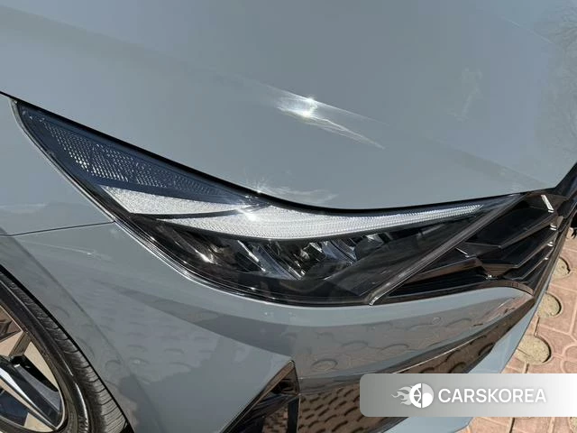 Hyundai Elantra 2022 Темно-серый из Китая