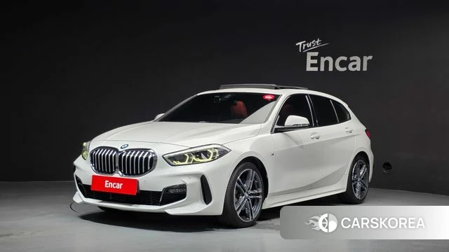BMW 1 Series (F40) 2021 Белый из Кореи