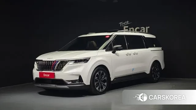 Kia Carnival 4th generation 2023 Белый из Кореи