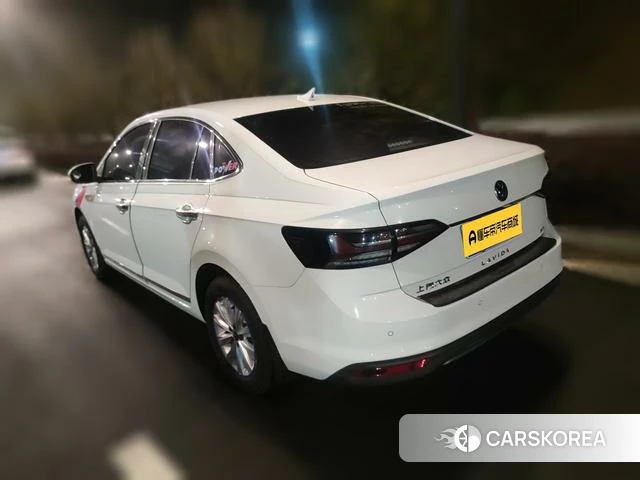 Volkswagen Lavida 2025 Белый из Китая