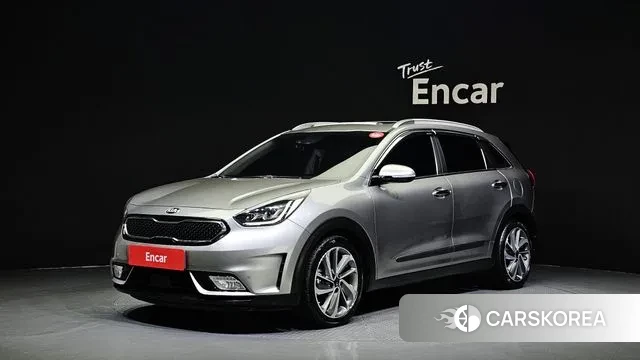 Kia Niro 2019 Серебряный из Кореи