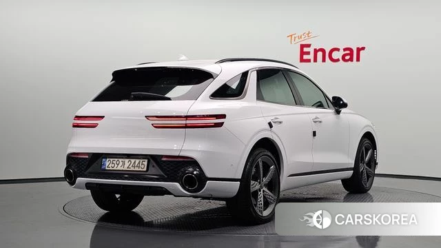 Genesis GV70 2021 Белый из Кореи