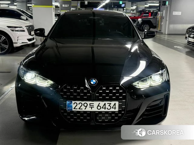 BMW 4 Series (G22) 2024 Черный из Кореи