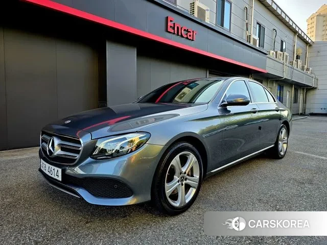 Mercedes-Benz E-Class W213 2018 Цвет тростника из Кореи