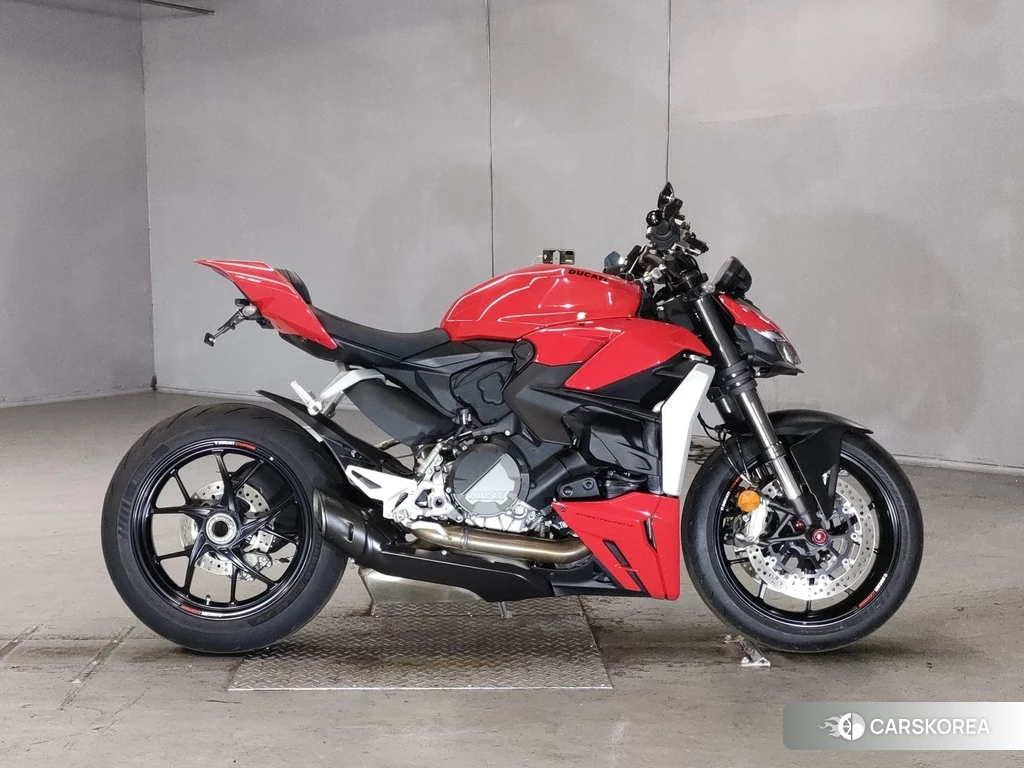 Проданный Ducati STREETFIGHTER V2 2022 из Японии, фото 2