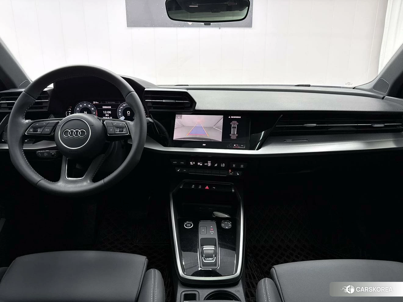 Audi A3 2021 Темно-серый из Китая