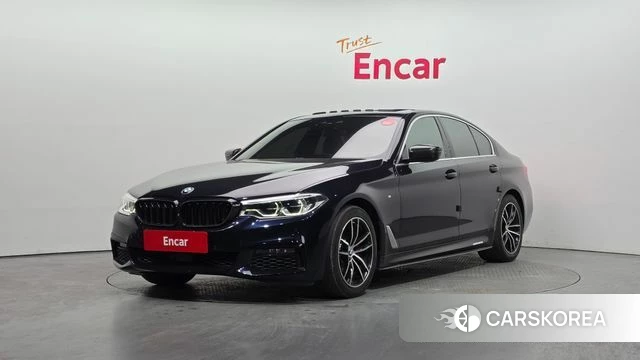 BMW 5 Series (G30) 2020 Черный из Кореи